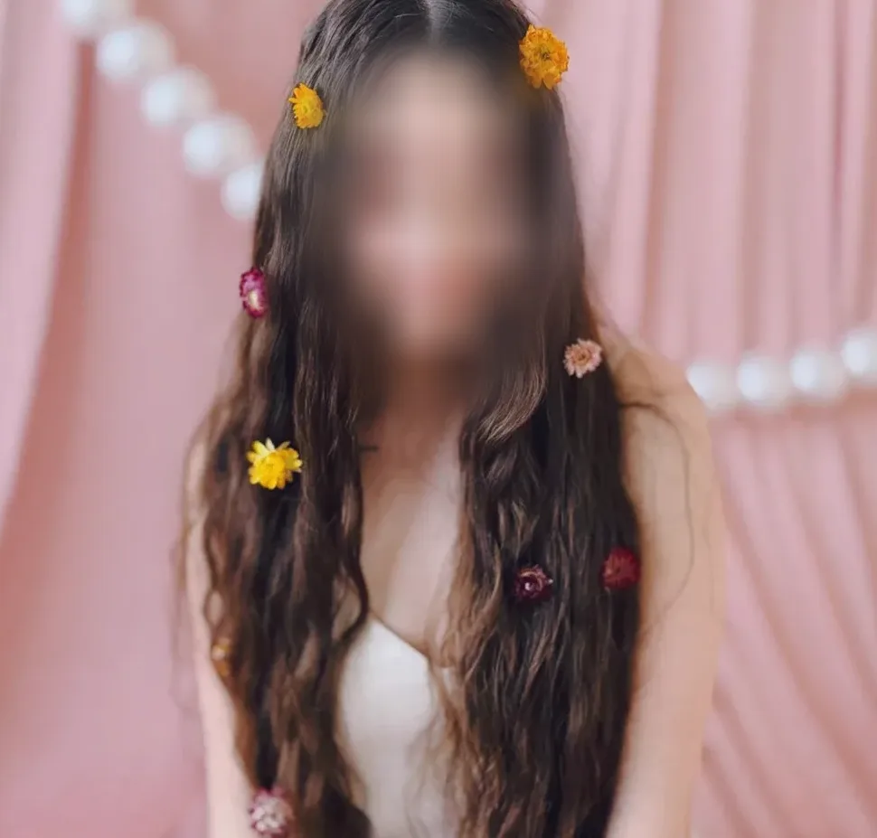 Anisa, 21 anni